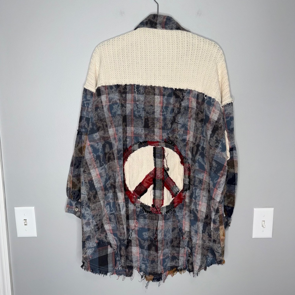 POL Clothing Oversized Patchwork Flannel Shirt Pe… - image 3